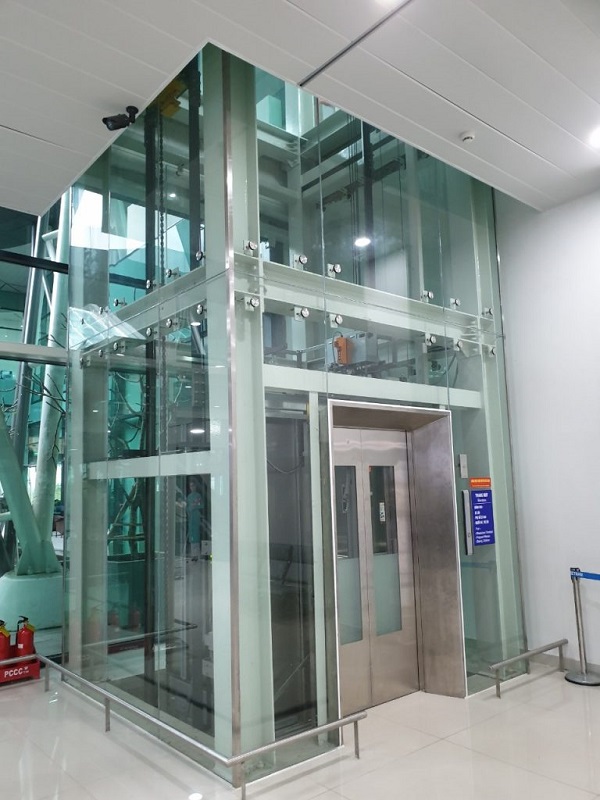 thang máy gia đình quận 1