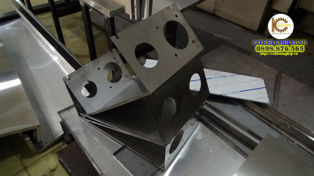 gia công chấn dập thép tấm